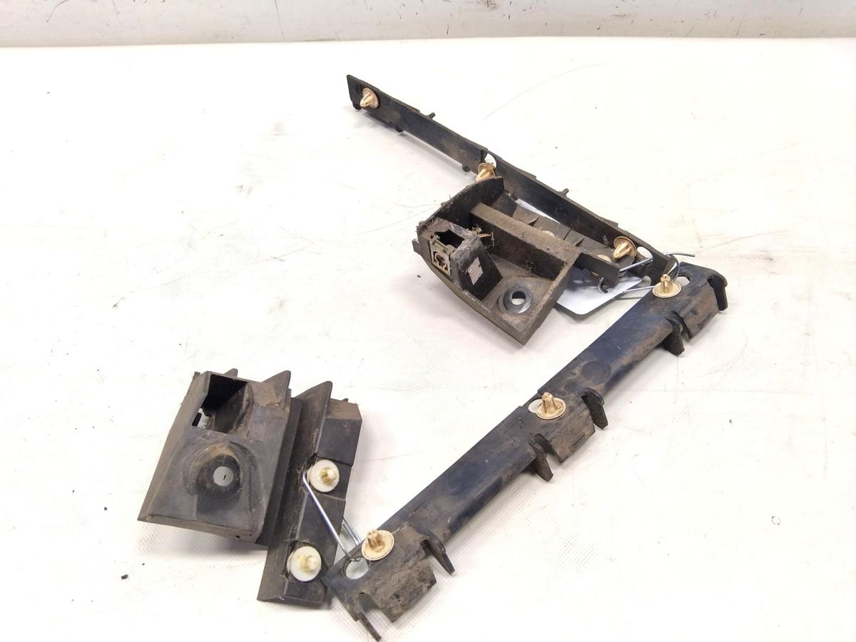 Renault Megane 1 Grandtour orig Satz Halter Sto&szlig;stange Stossf&auml;nger hinten BJ2001