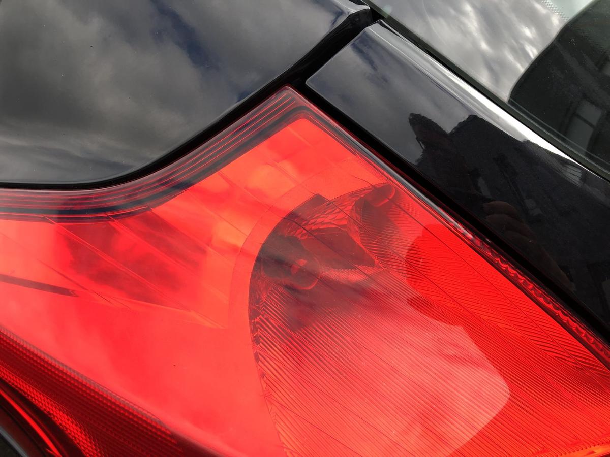 Ford Focus DYB Rückleuchte links Rücklicht Heckleuchte vom 5 türer Schlusslicht