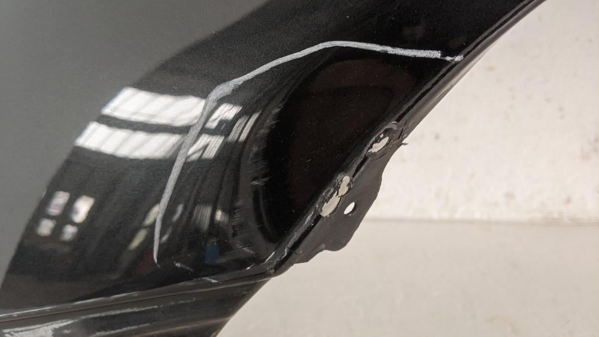 Kotflügel Fender Seitenwand vorn links o Blinker Z266 Novaschwarz Opel Astra F