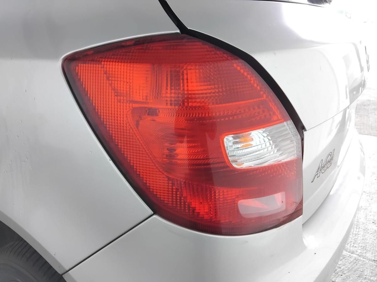 Skoda Fabia 2 5J original Rückleuchte Heckleuchte links Kombi Fließheck BJ2008