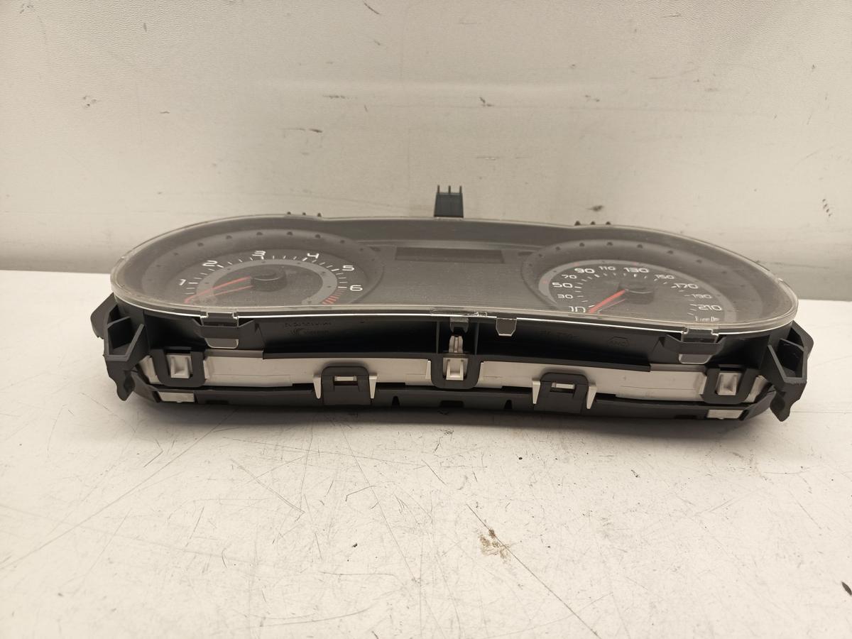 Renault Clio III original Kombiinstrument Tacho 8200316824 Baujahr 2006