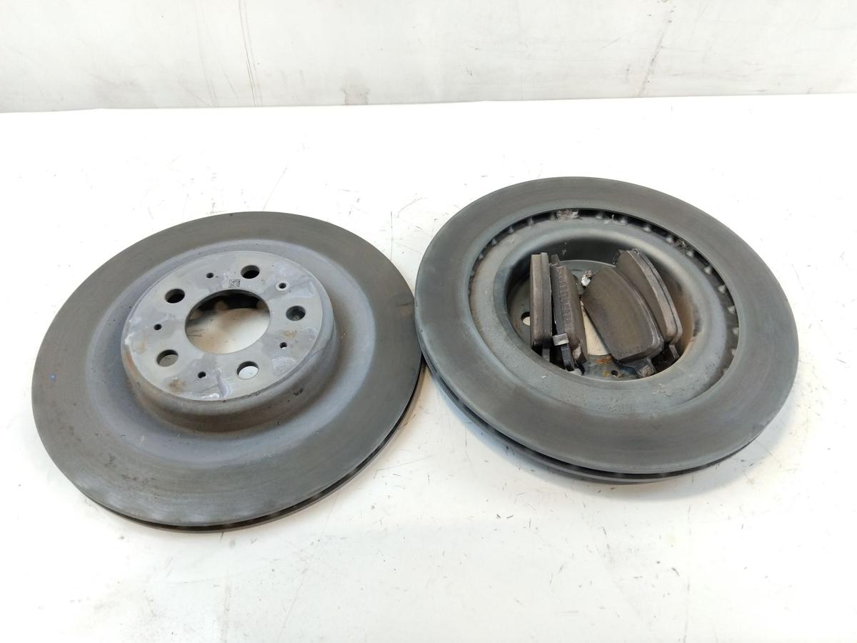 Tesla Model Y original Satz Bremsscheiben + Beläge Hinterachse 335x20 Bj.2023