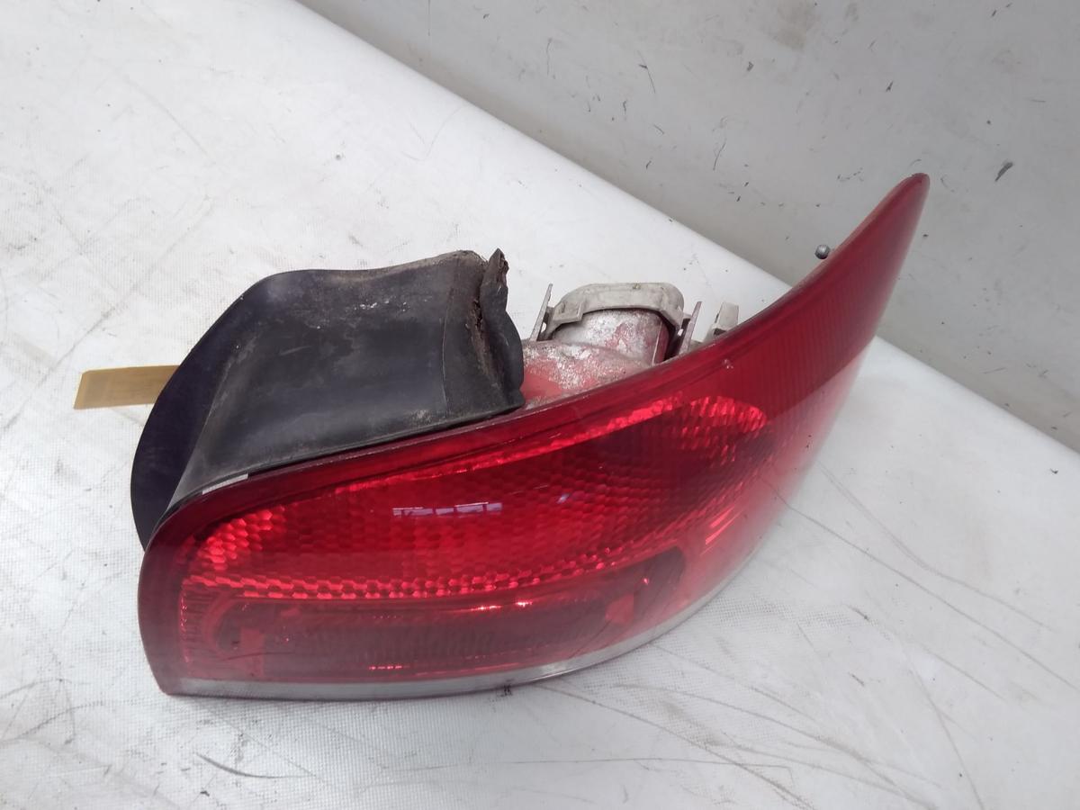 Audi A3 8P Rückleuchte Heckleuchte rechts 3-türig BJ2003