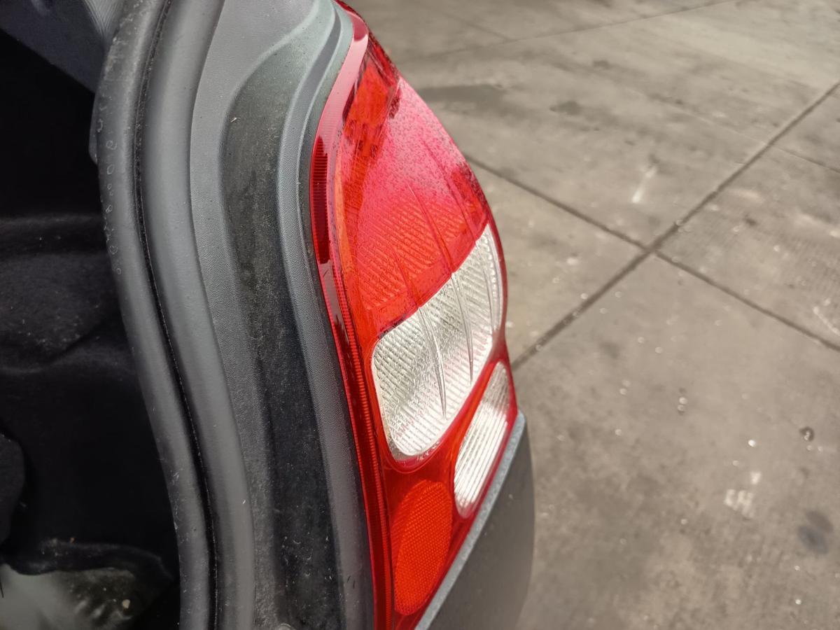 Renault Twingo II original R&uuml;ckleuchte rechts Heckschlusslicht Bj 2011