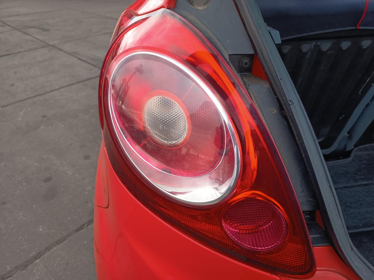 Ford KA RU8 original R&uuml;ckleuchte links Heck Schluss Licht Bj 2010