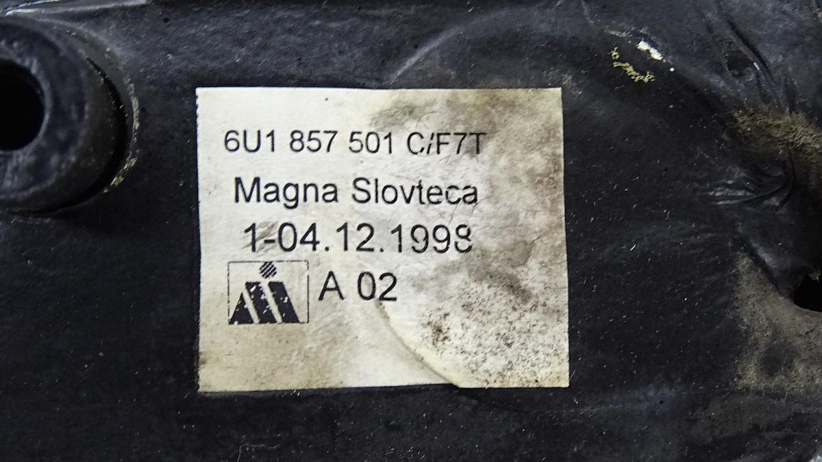 Skoda Felicia Bj1999 Außenspiegel links in grau manuelle Verstellung