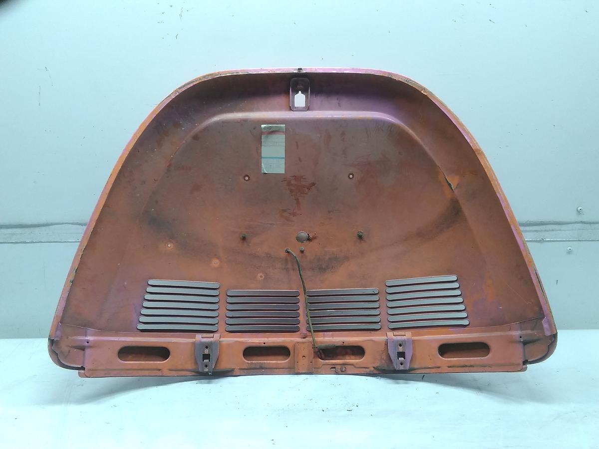 VW Käfer 1303 Heckklappe Heckdeckel mit Luftschlitzen beschädigt