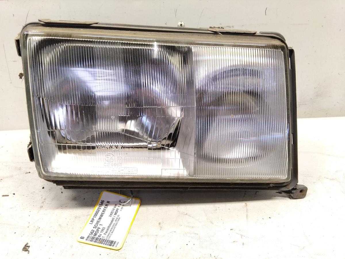 Mercedes Benz 124 Coupe MOPF1 Scheinwerfer rechts Bj.1993