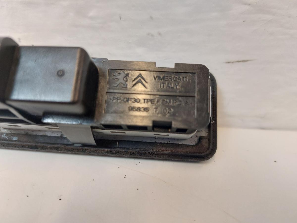 Peugeot 2008 I CU Taster &Ouml;ffner Heckklappe Gummitaster OEM