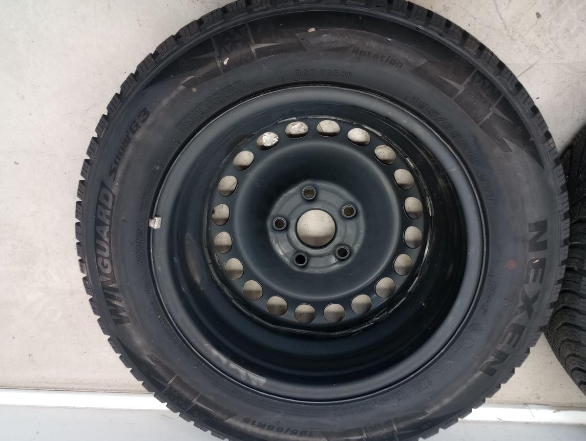 VW Passat 3B Bj1997 Satz Stahlfelgen 6x15 ET45 LK 5x112x57 mit Winterreifen