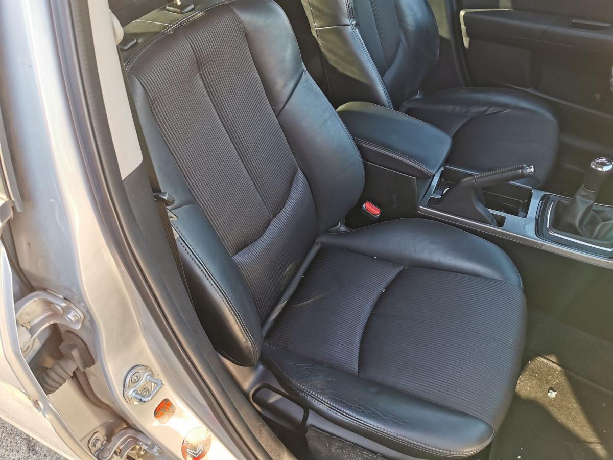 Mazda 6 GH Beifahrersitz Sitz Autositz vorn rechts Stoff Leder TEXT