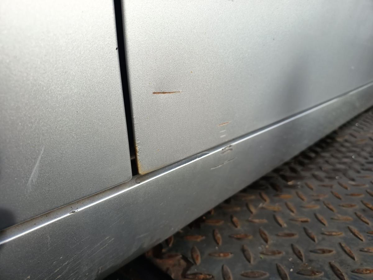 BMW 3er E46 Compact original T&uuml;r links Fahrer 354 Titansilber Bj 2002