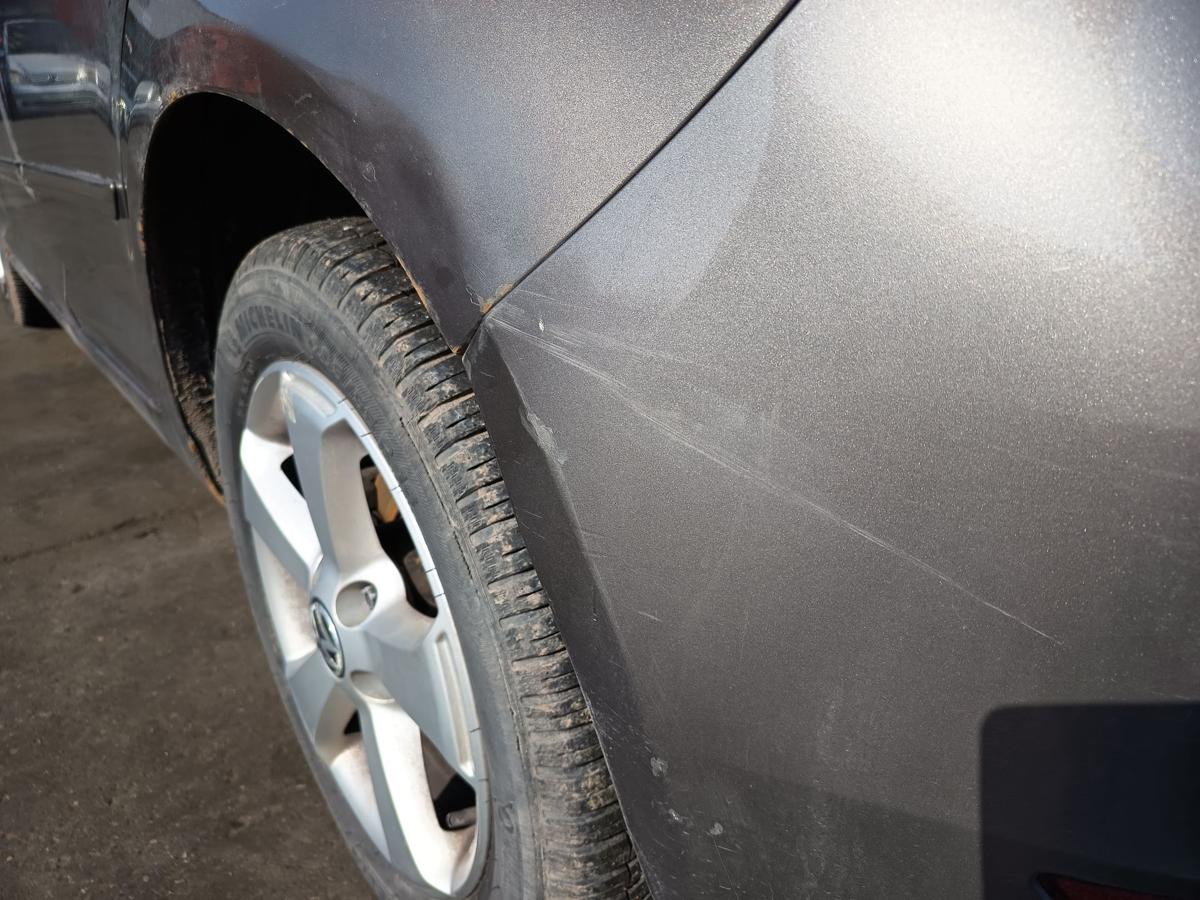 Golf Plus II original Sto&szlig;stange F&auml;nger hinten Heck A8X Kaschmirbraun Bj 2009