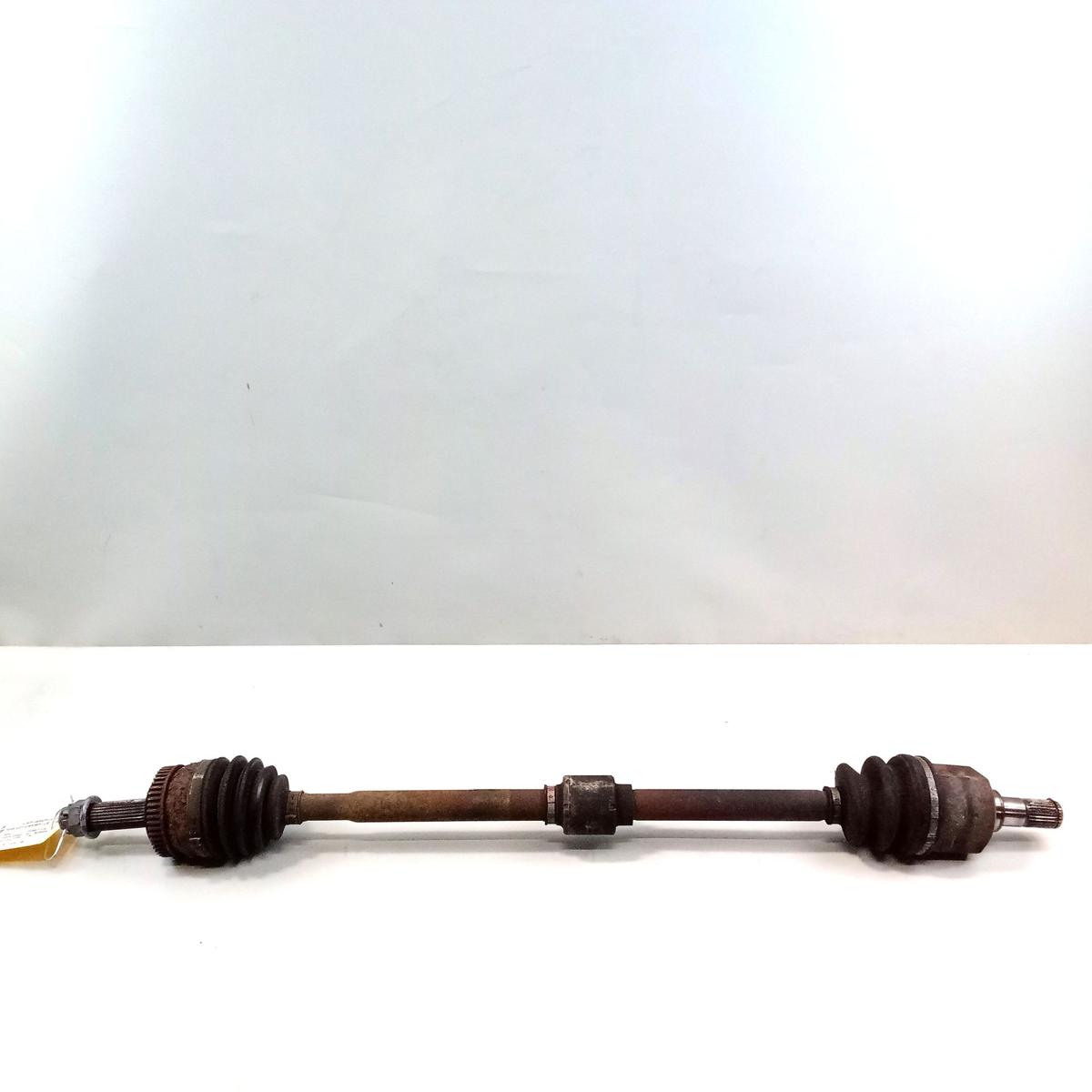 Hyundai Tucson JM Antriebswelle Gelenkwelle vorn rechts 2.0 104kw Bj.2006