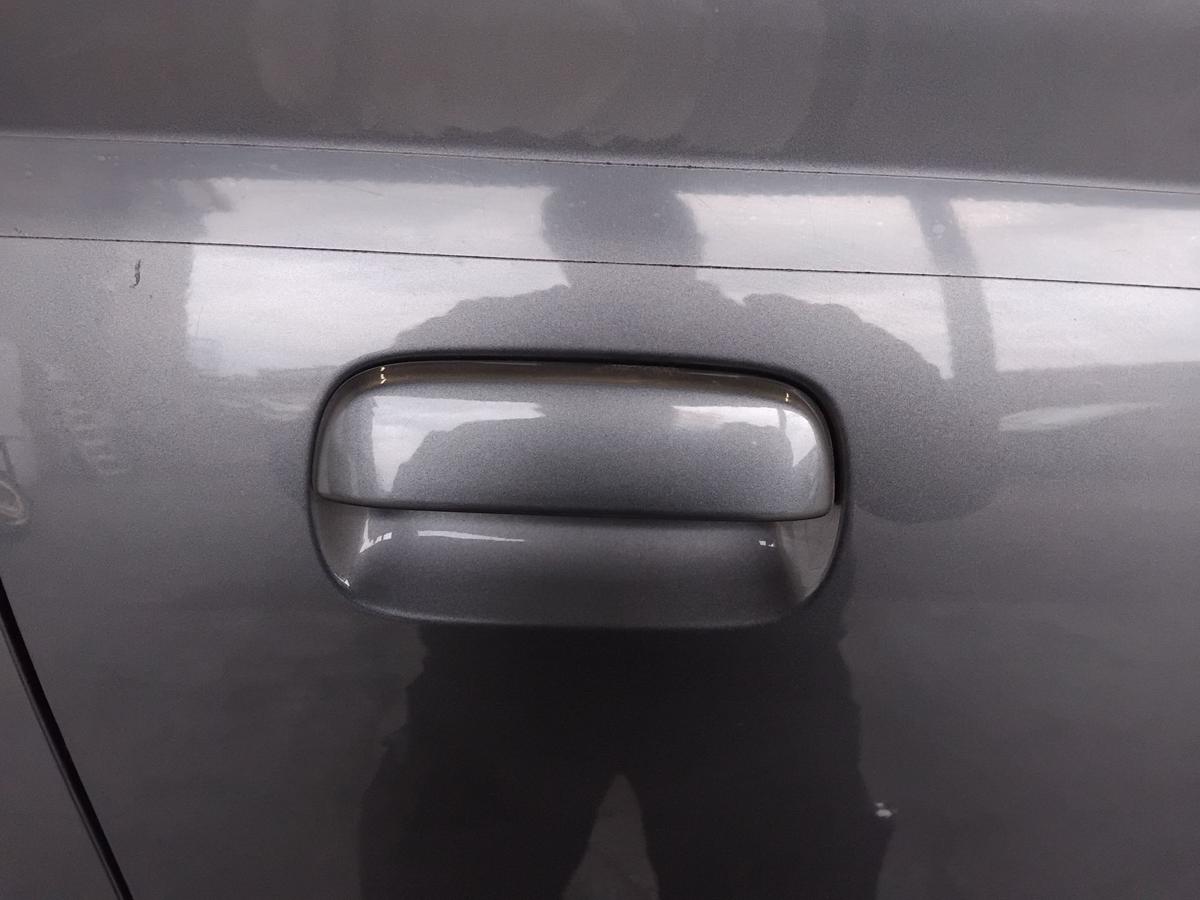 Renault Twingo 3 T&uuml;r vorn rechts Beifahrert&uuml;r TEKPE Gris Lunaire Metallic BJ2018