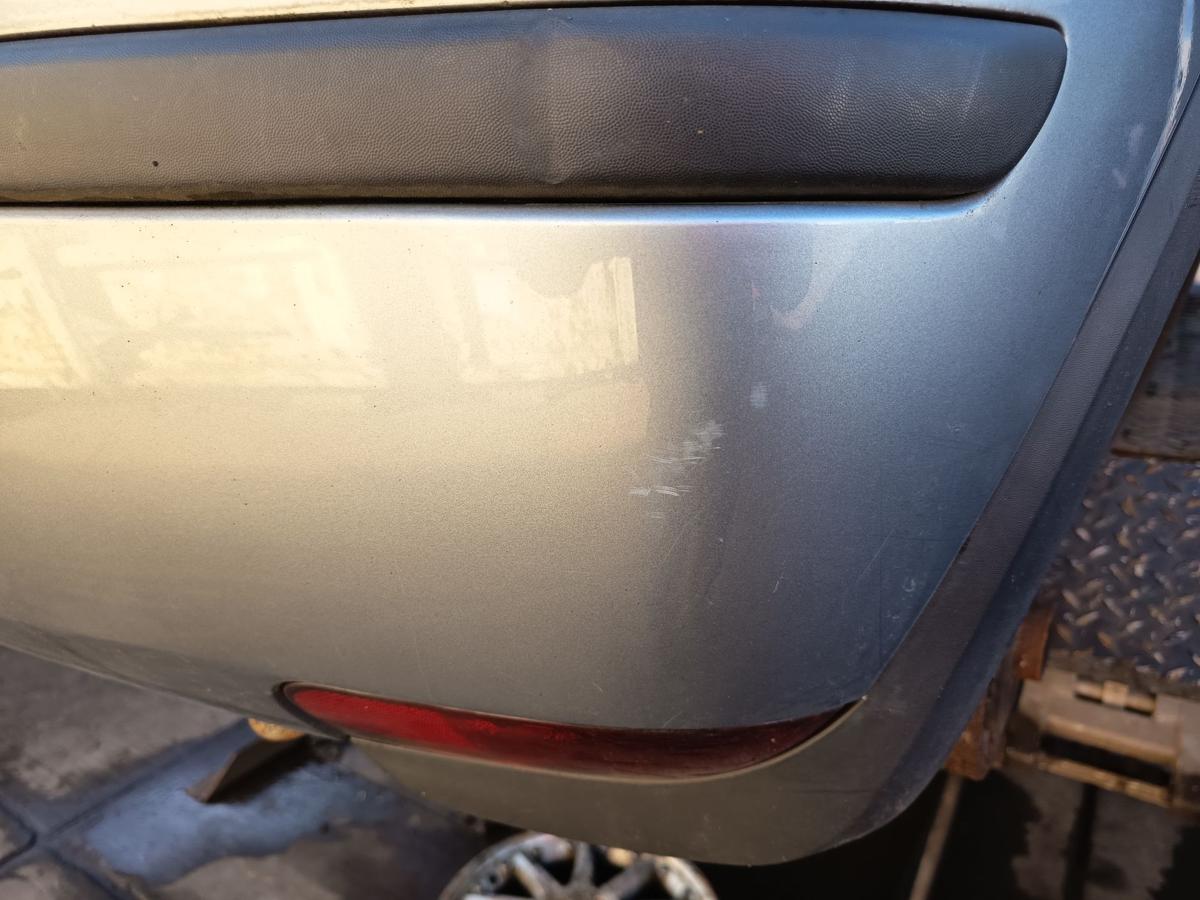 Opel Corsa C original Sto&szlig;stange F&auml;nger hinten Heck Z163 Lichtsilber Bj 2004