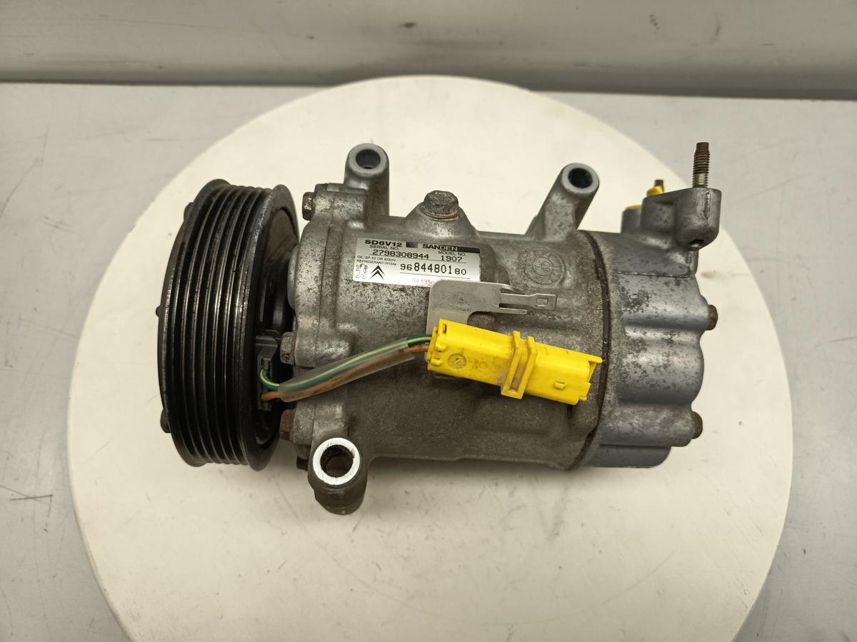 Peugeot 206+ original Klimakompressor 1.1l 44kW Benzin HFX Baujahr 2009