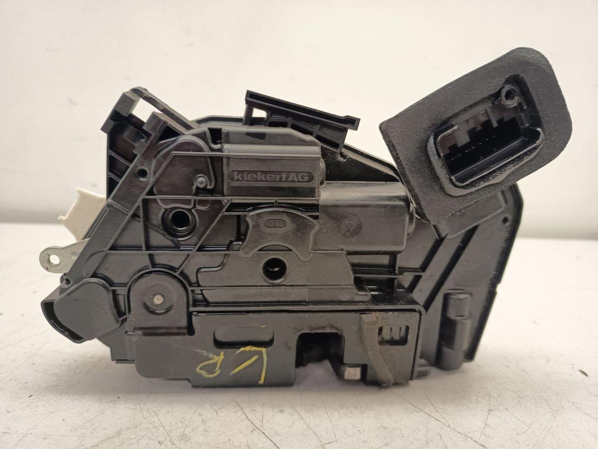 Seat Leon ST 5F original T&uuml;rschloss hinten rechts 5K4839016AF Bj 2015