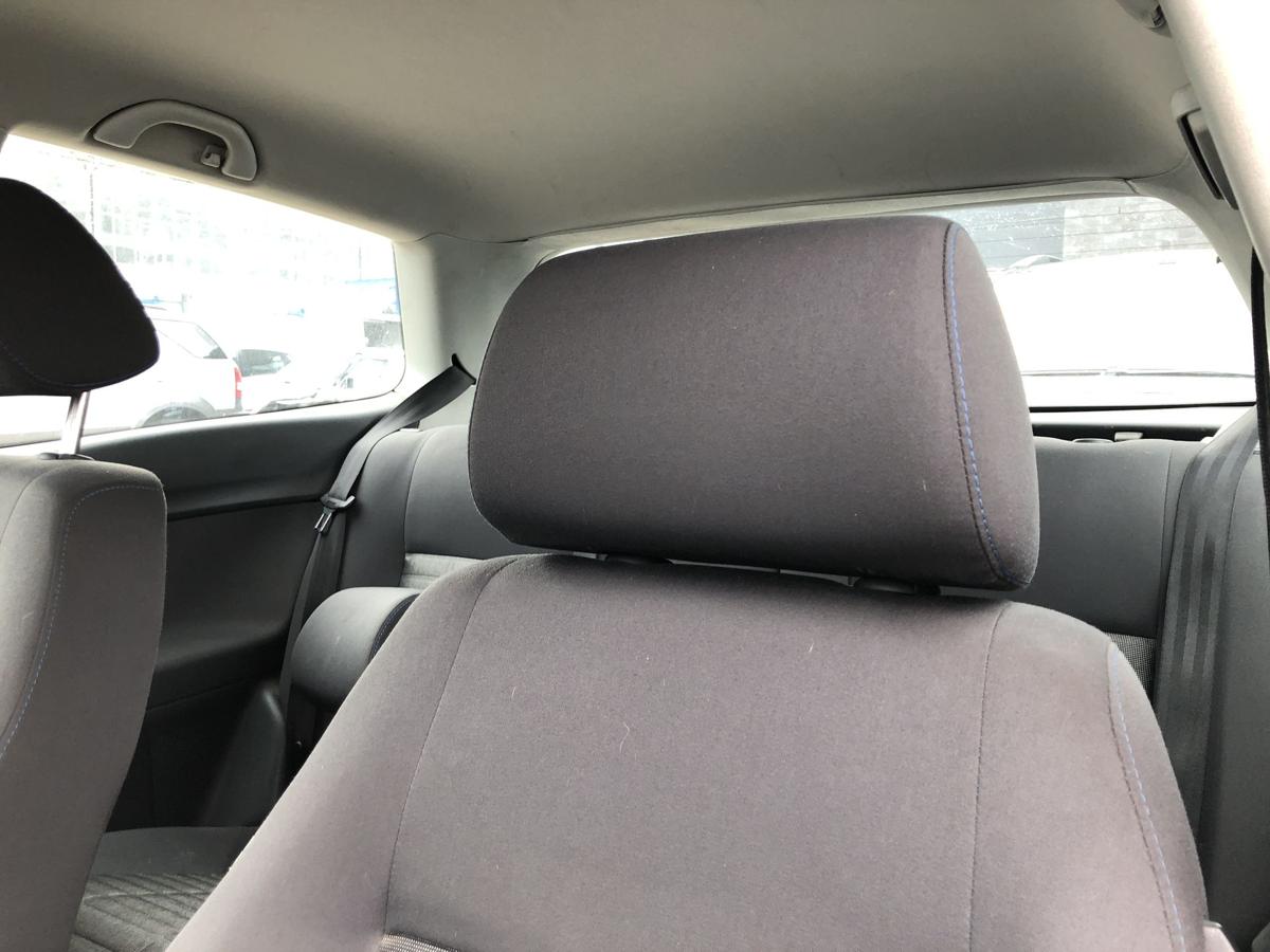 VW Polo 9N3 Sitz vorn links Fahrersitz nur f&uuml;r 3 t&uuml;rer Stoff mit Sitzheizung