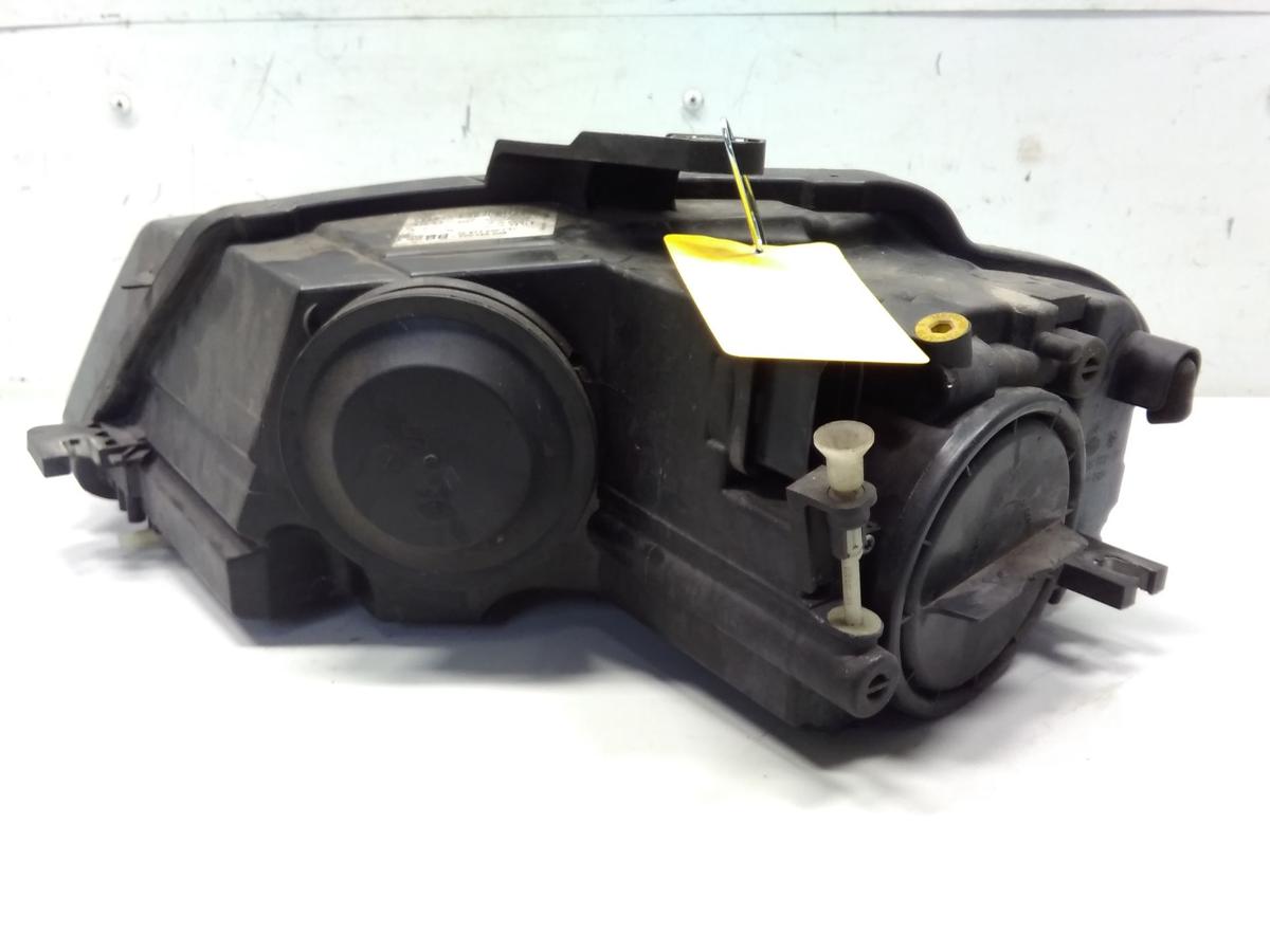 Audi A3 8P orig.Scheinwerfer rechts Facelift Halogen mit LWR BJ2010 Tagfahrlicht