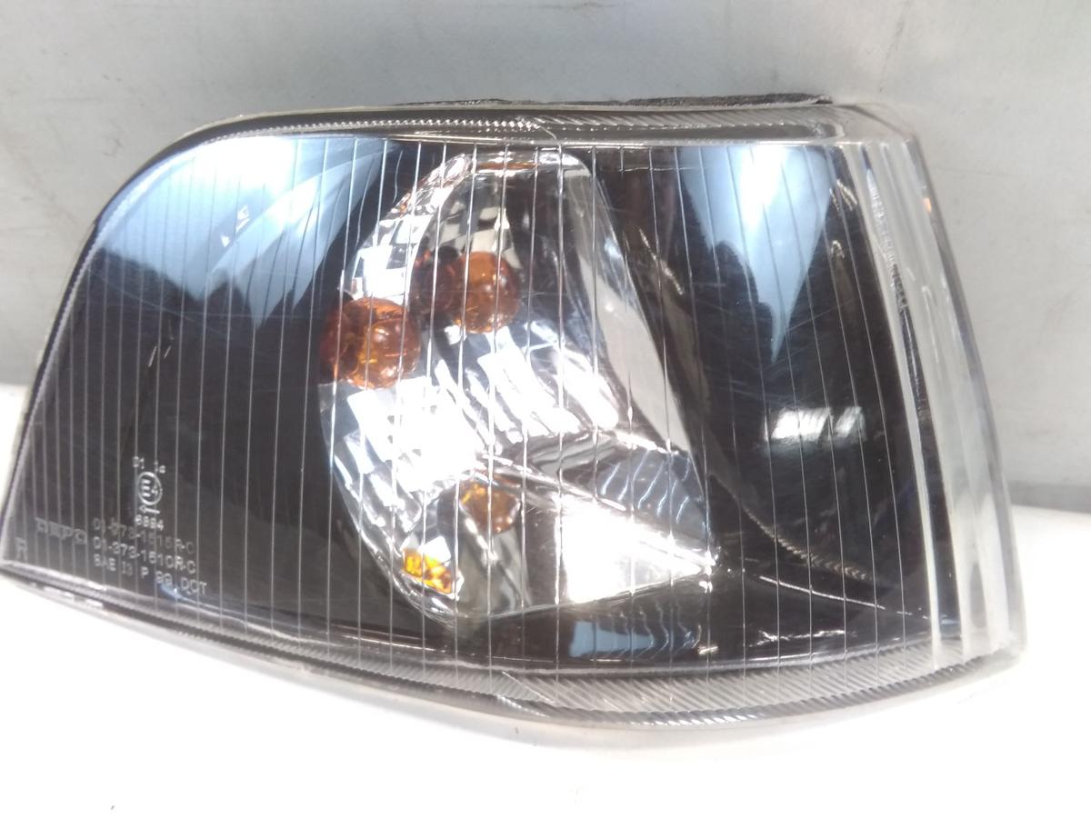 Volvo S40 V40 Blinker Blinkleuchte vorn rechts schwarz Facelift BJ2001