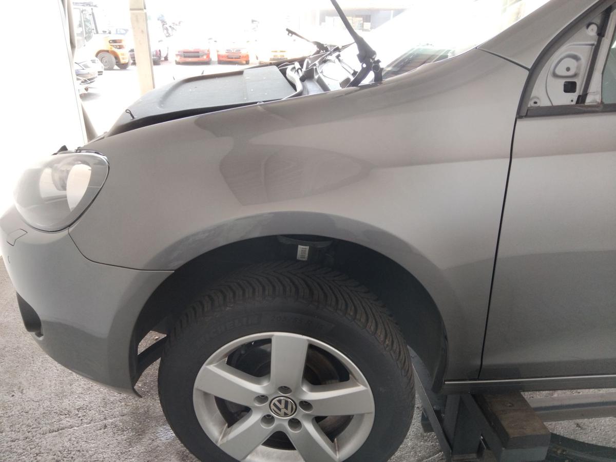 VW Golf 6 original Kotflügel vorn links LA7T unitedgrey Fließheck BJ2012
