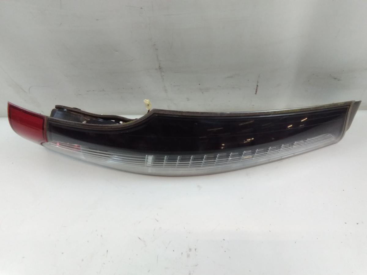 Mitsubishi Grandis original Rückleuchte Heckleuchte links teil LED Bj.2008