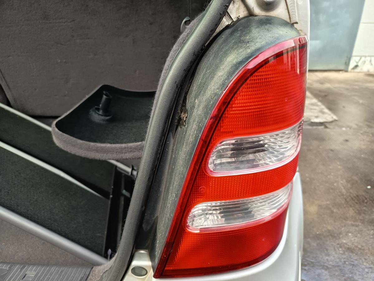 Mercedes W168 Mopf original R&uuml;ckleuchte rechts Heck Schluss Licht Bj 2001