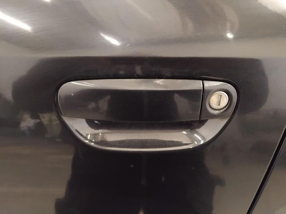 Audi A4 B6 8E T&uuml;r vorn links Fahrert&uuml;r LZ9W ebonyschwarzmetallic BJ2004