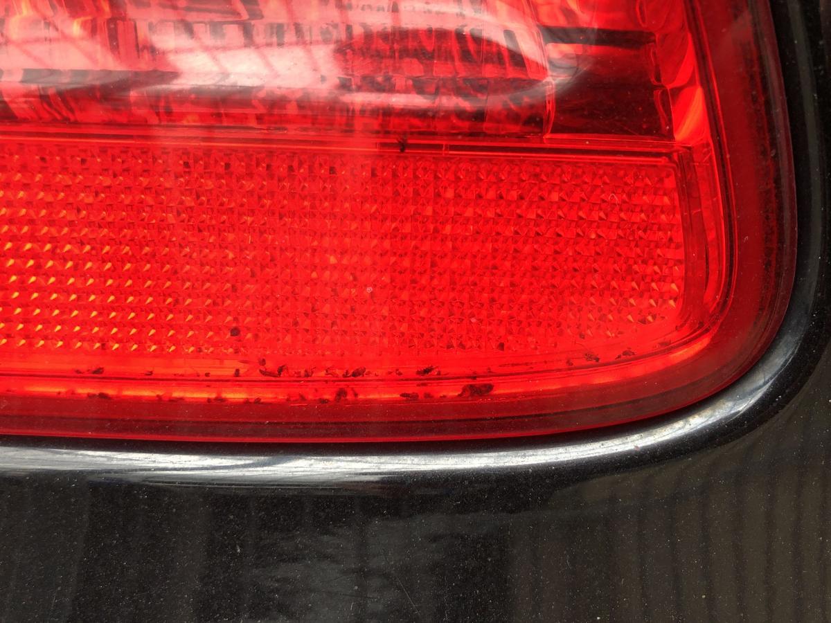 Mercedes E Klasse 211 Mopf R&uuml;ckleuchte innen links Heckklappe Innenteil ab 06