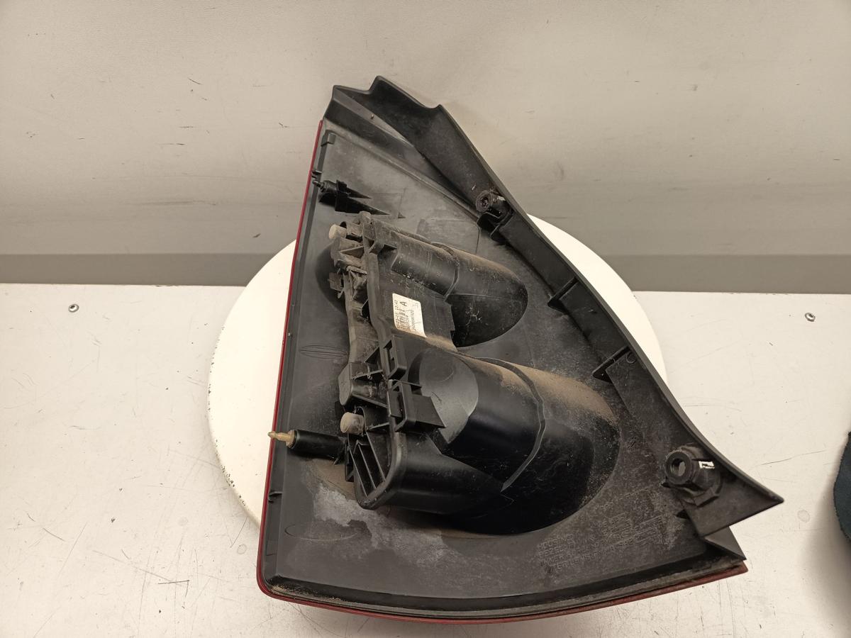 Nissan Primera P12 Kombi original R&uuml;ckleuchte rechts Baujahr 2003