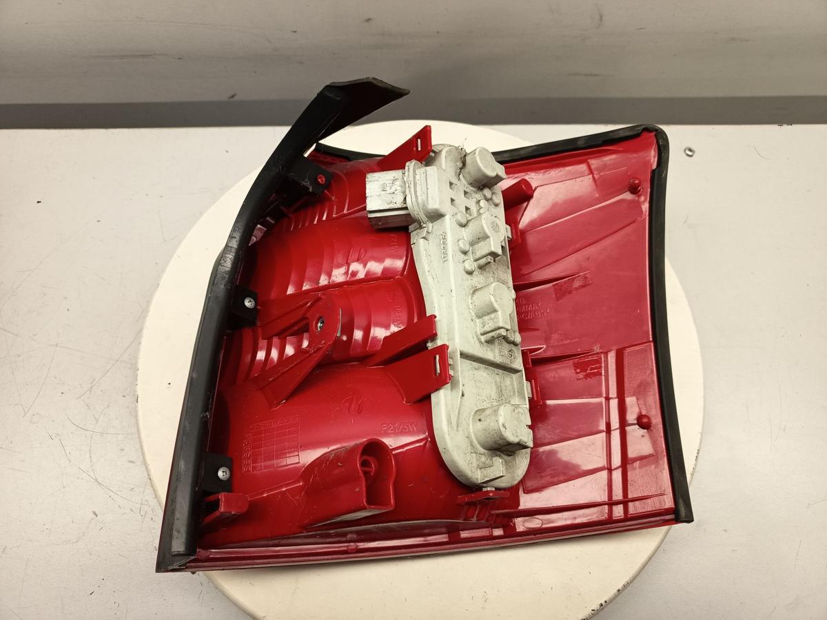 Audi A4 B6 Kombi original R&uuml;ckleuchte links Baujahr 2001