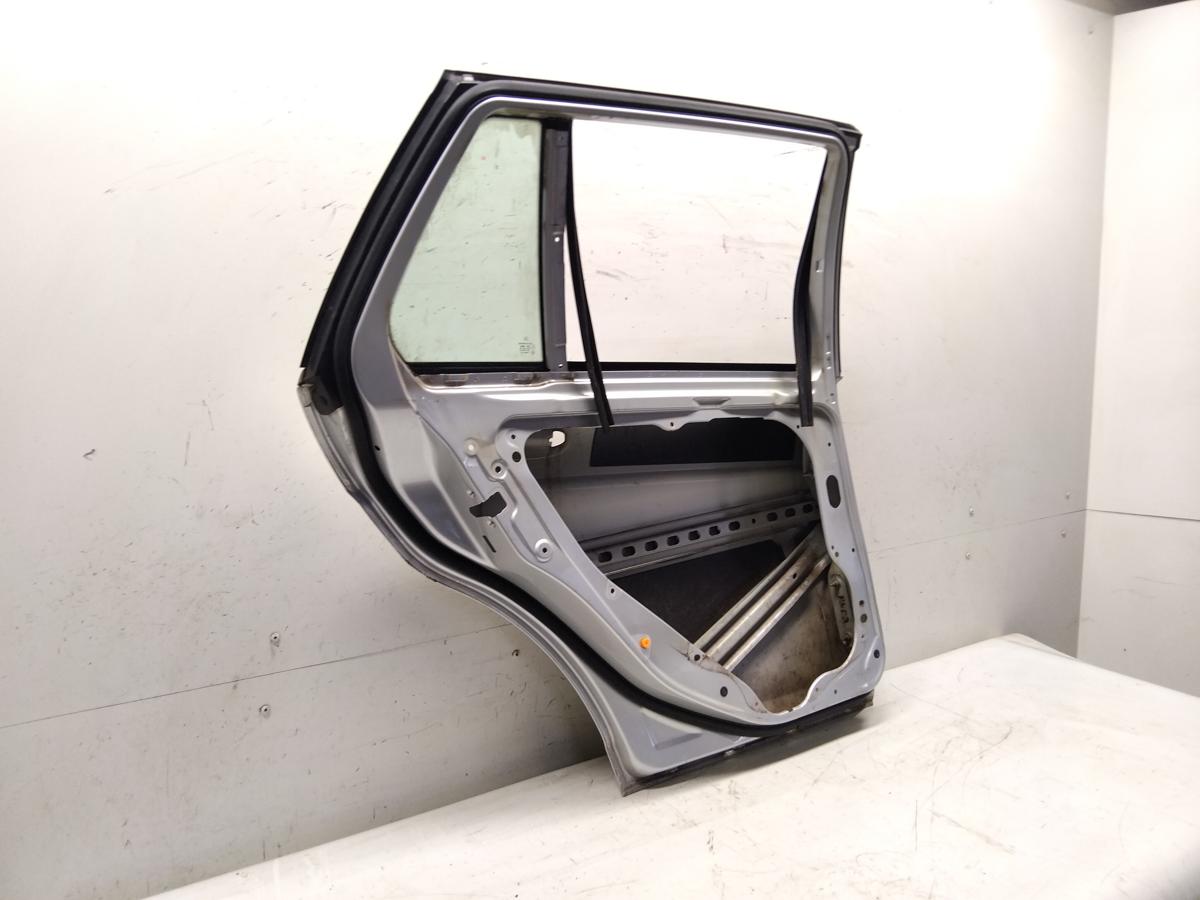Mercedes C-Klasse 204 Kombi T&uuml;r hinten links iridiumsilbermetallic Bj.2008