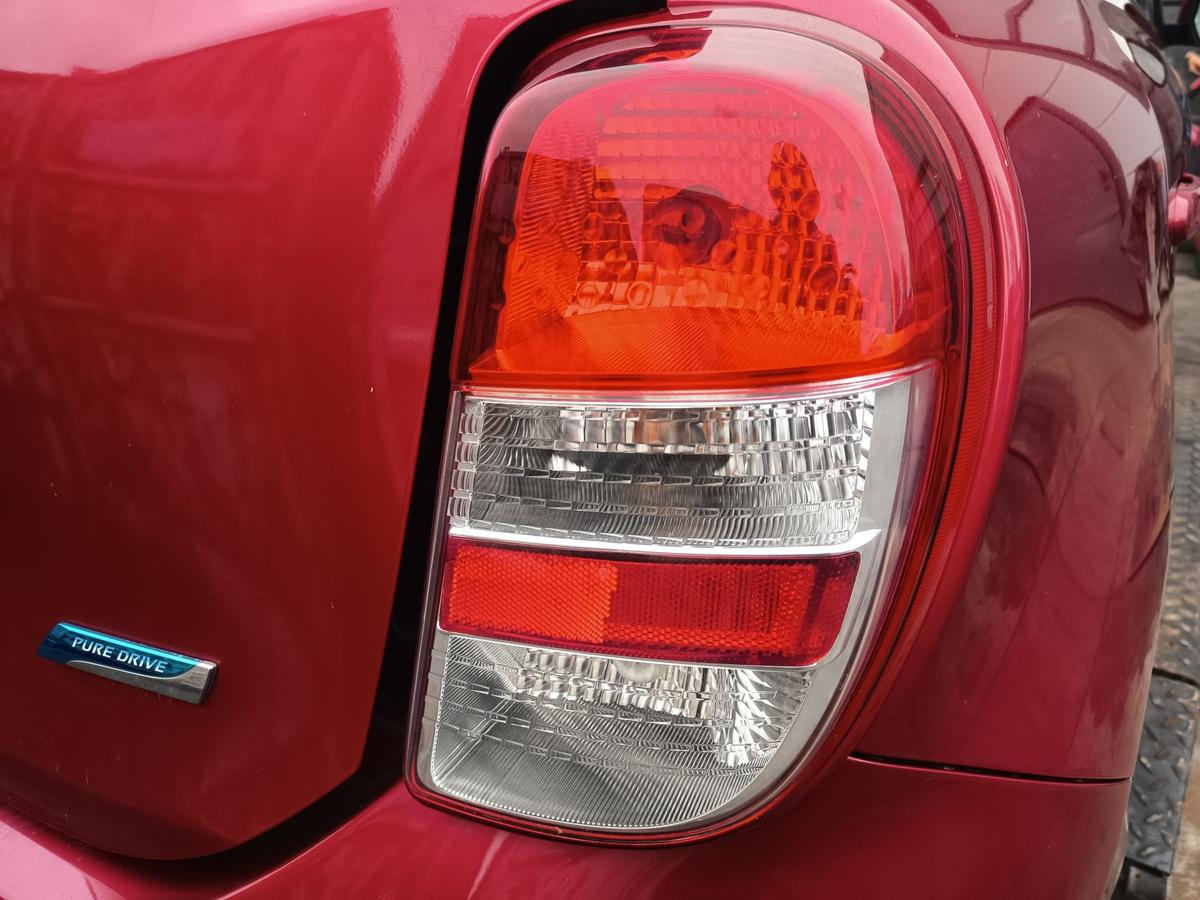Nissan Micra K13 original R&uuml;ckleuchte rechts Heck Schluss Licht Bj 2013