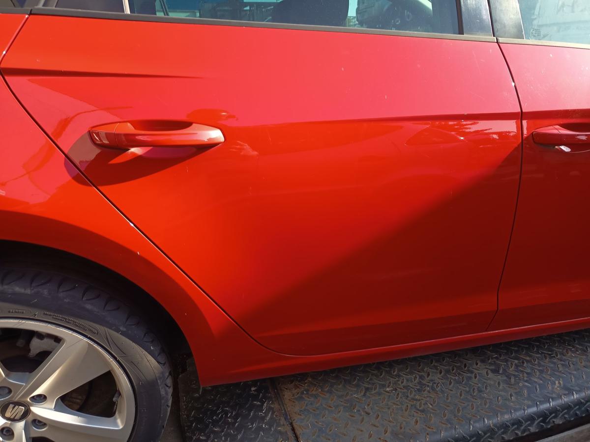 Seat Leon ST original Tür rechts hinten ohne Anbauteile LS3H Emocion Rot EZ2015