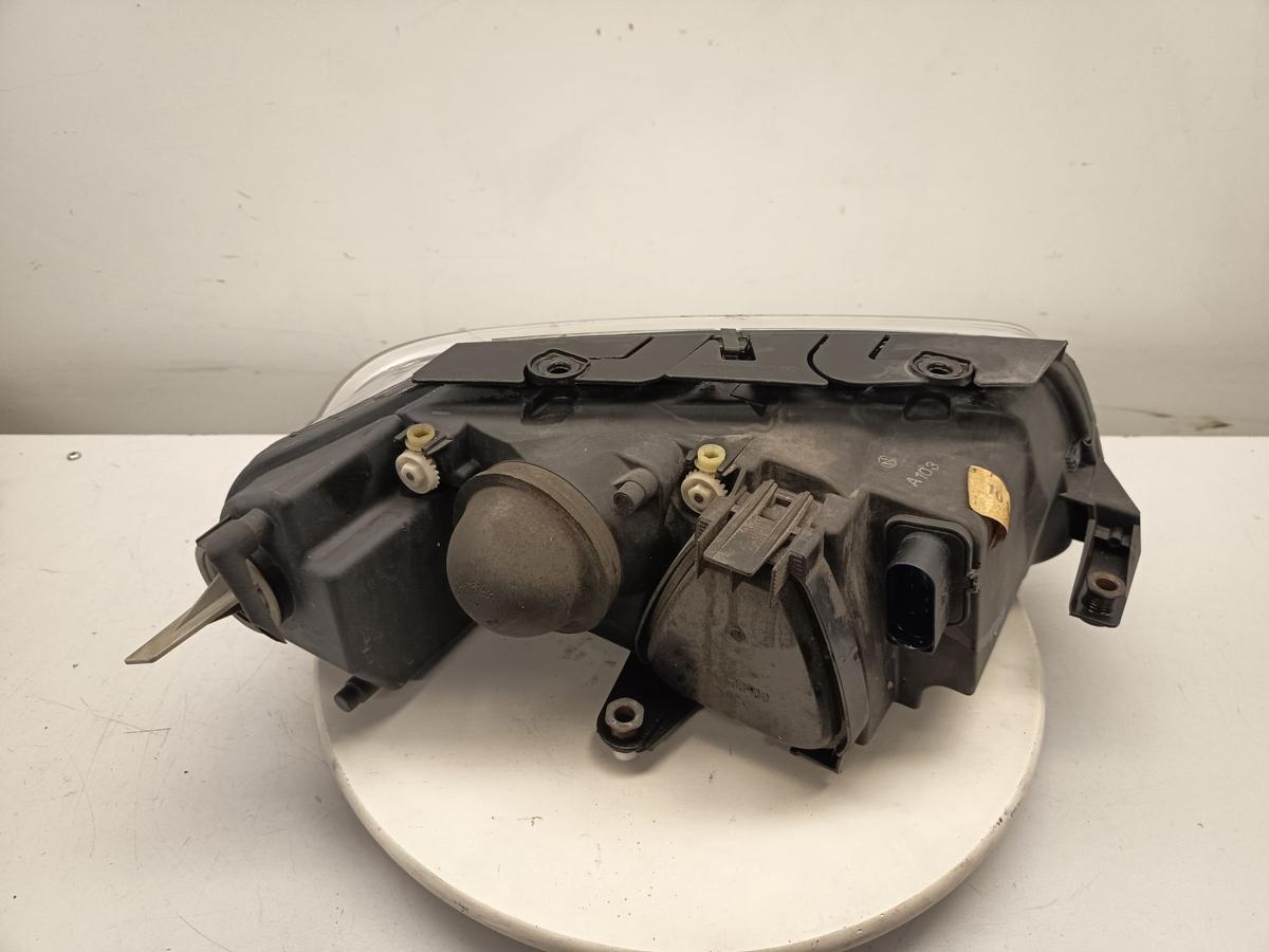 VW Passat 3B6 original Scheinwerfer links Halogen Baujahr 2000