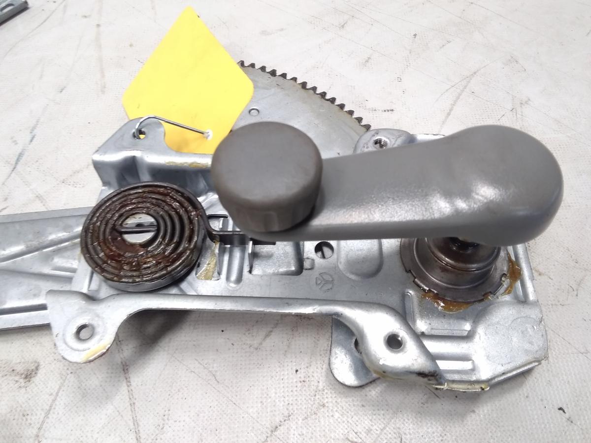 Nissan Micra K11 original Fensterheber vorn links manuell BJ2000