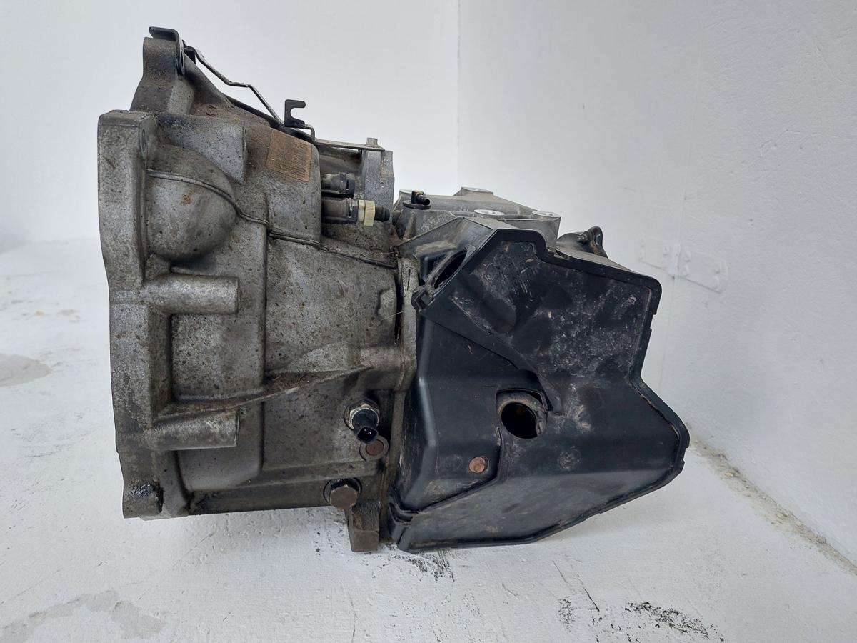 Ford Fiesta JA8 Schaltgetriebe 5 Gang Getriebe 1.25 60KW T6TB1 134tkm