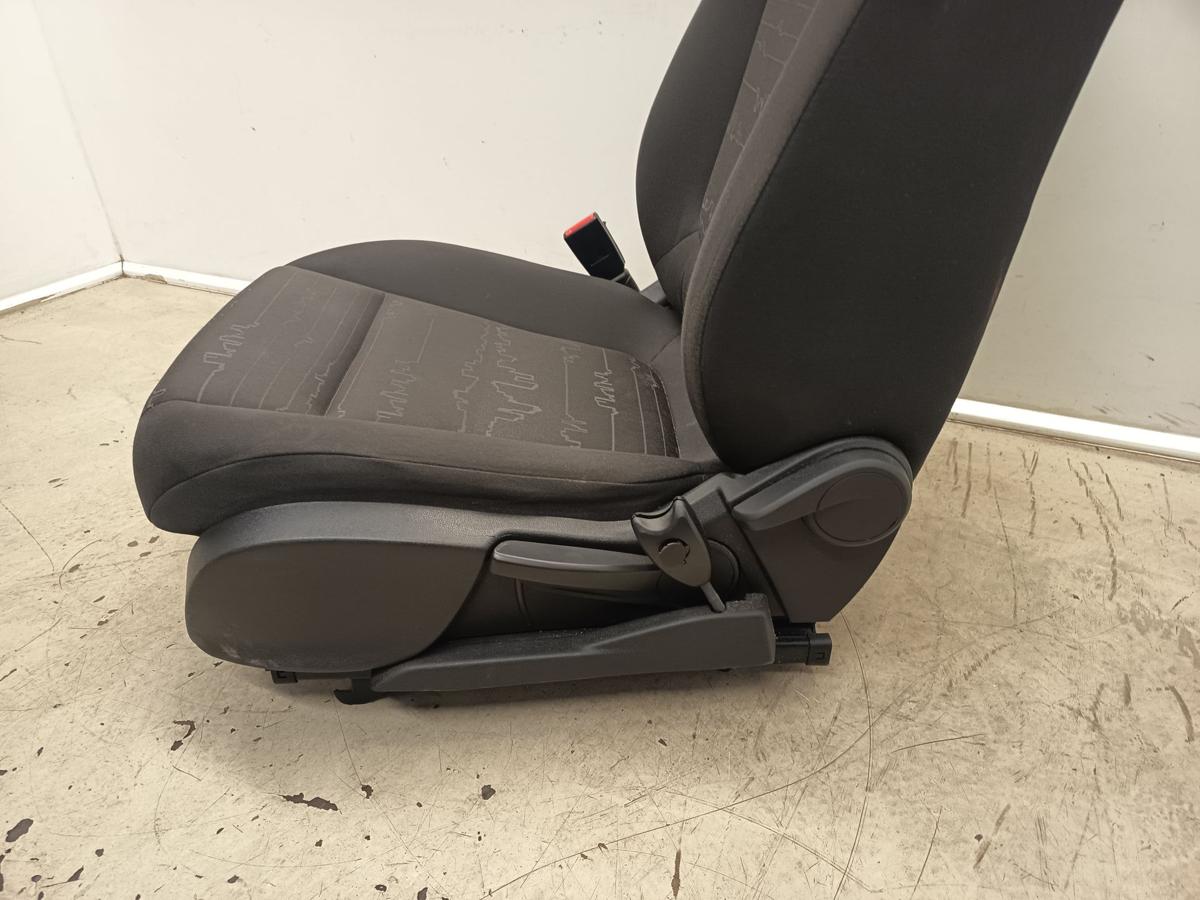 Opel Meriva B original Sitz vorne rechts Sitzheizung Beifahrersitz Bj 2012