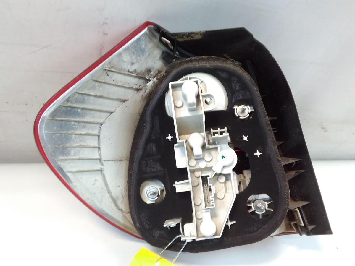 BMW 1er E81 E87 LCI original R&uuml;ckleuchte Heckleuchte rechts Facelift BJ2009