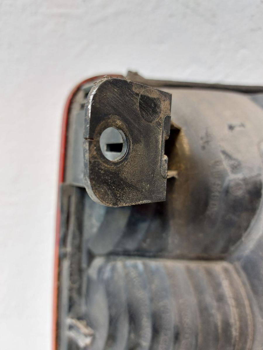 VW Caddy 2K R&uuml;ckleuchte Schlussleuchte R&uuml;cklicht Lampe hinten links