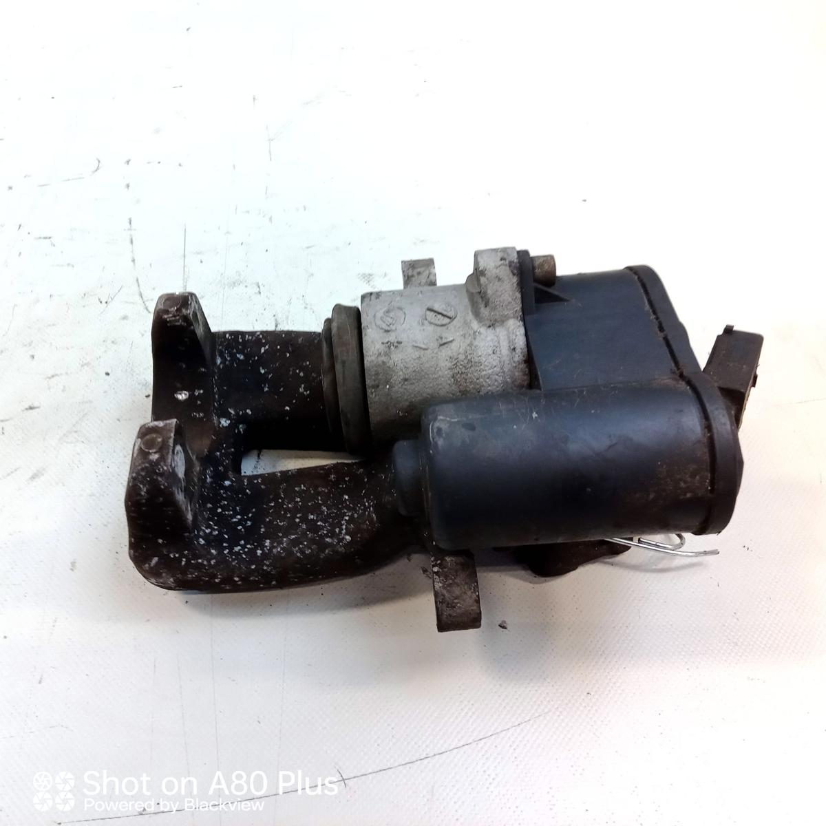 VW Passat 3C B6 Variant original Bremssattel Hinterachse rechts 282x12mm Bj.2009