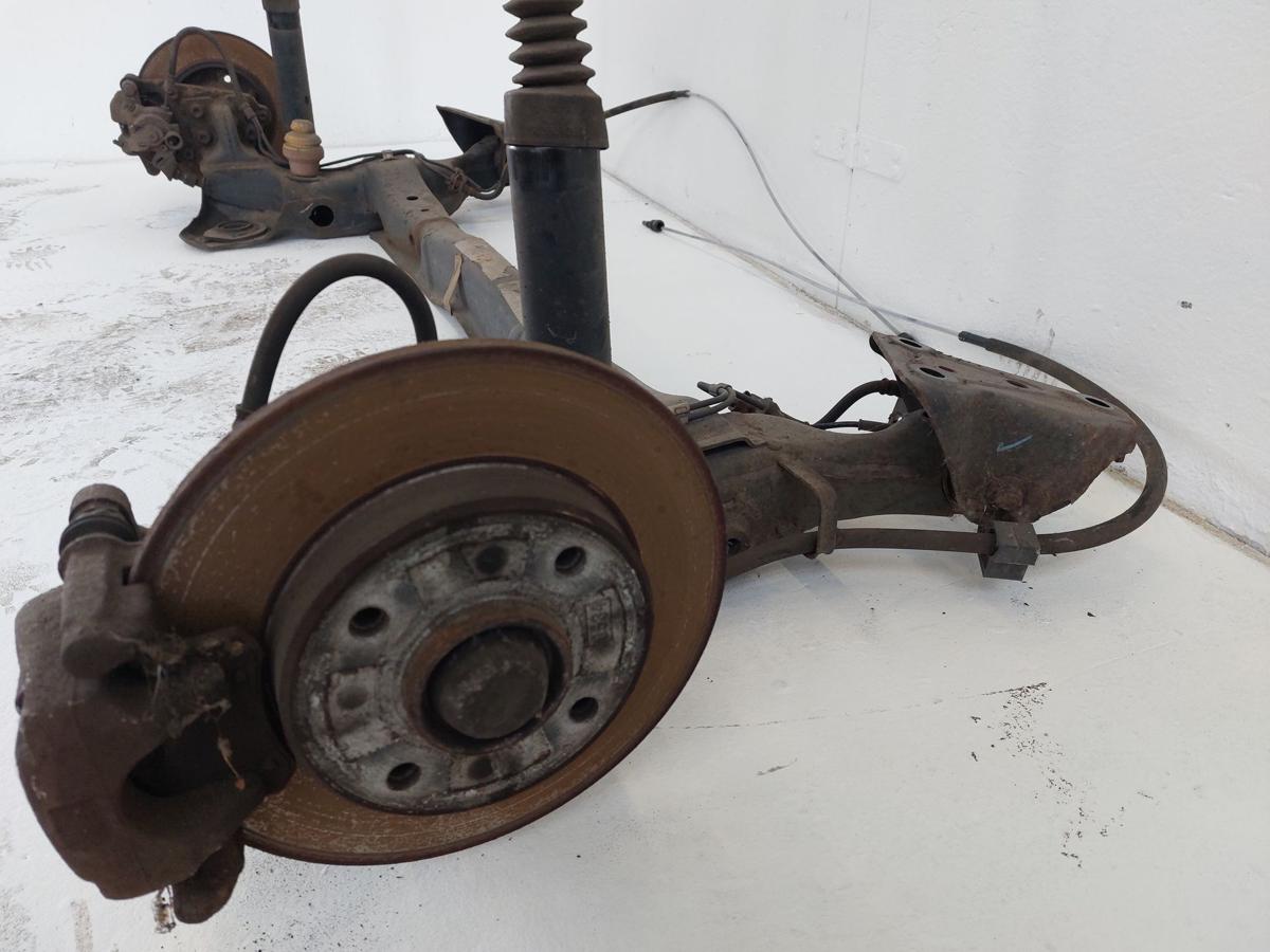 Citroen DS3 Sport Chic Hinterachse Achtr&auml;ger Hinterachstr&auml;ger Scheibenbremse ABS