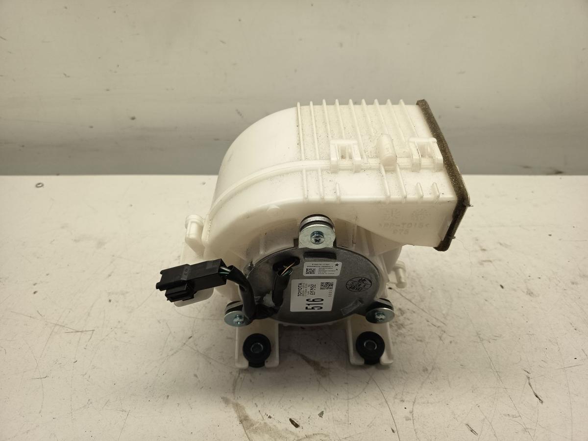 Toyota Auris E18 original L&uuml;ftermotor Gebl&auml;se G923012010 HV Speicher Bj 2013