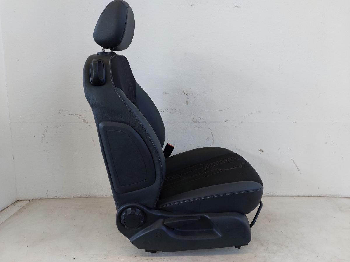 Opel Corsa D Sitz vorn rechts Beifahrersitz 3 t&uuml;rer Stoff Stoffsitz Autositz