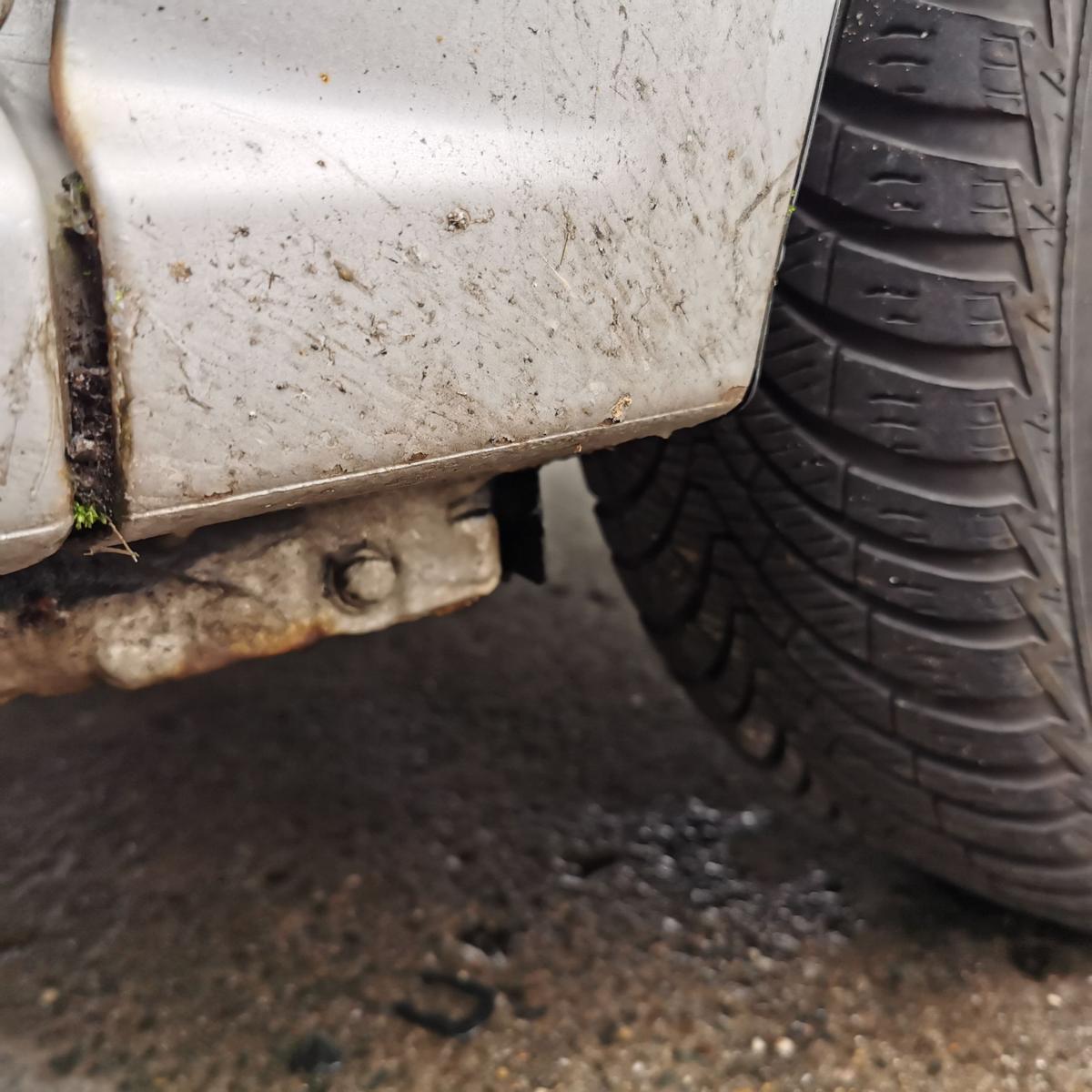 Dacia Logan MCV KSO Kotflügel Fender Seitenwand vorn rechts TED69 Grey metallic