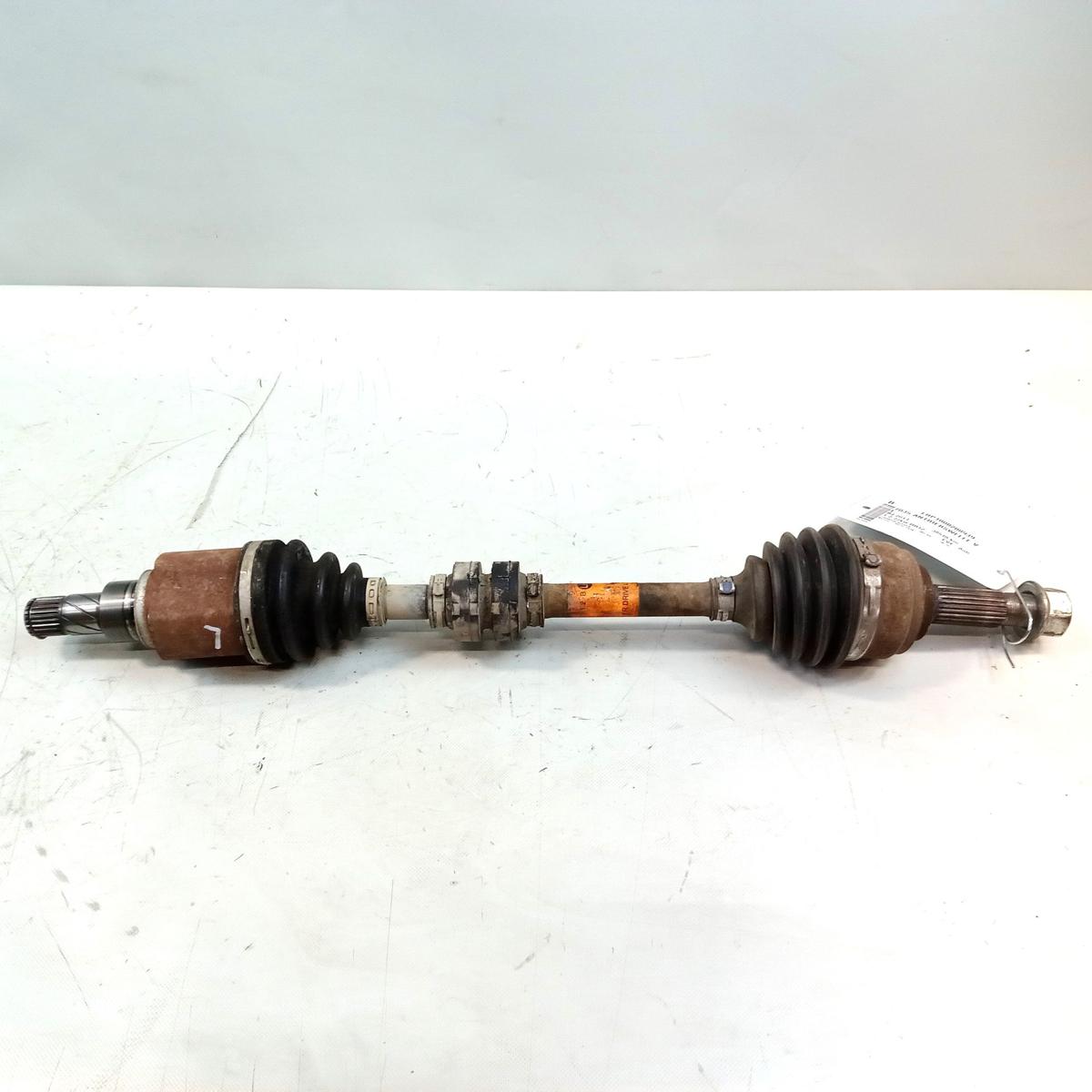 Nissan Micra K13 Antriebswelle Gelenkwelle links 1.2 CVT-Automatik Bj.2013