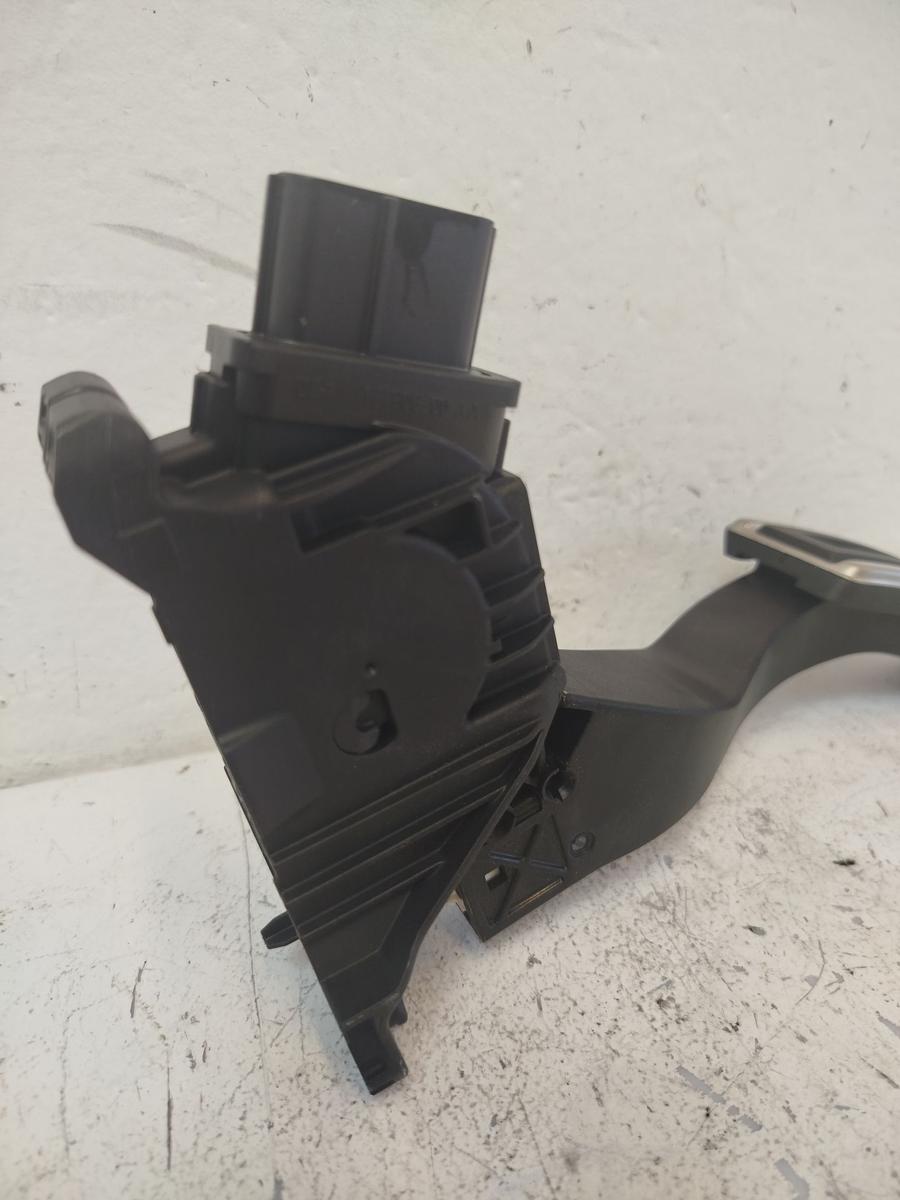 VW Golf VII 7 5G Gaspedal Gaswertgeber Pedal Gas
