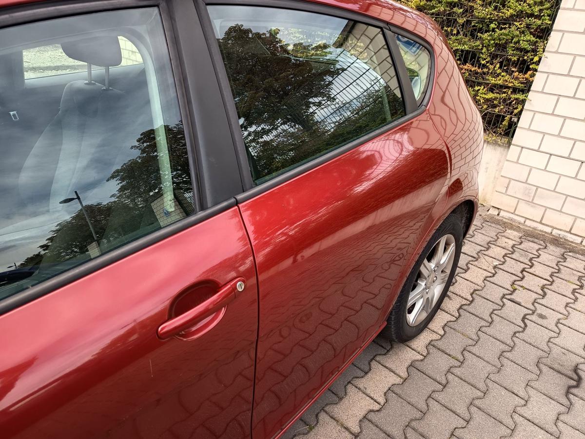Seat Leon 1P original Tür hinten links LS3X Rojo Rubi Perlado Met. Bj 2005