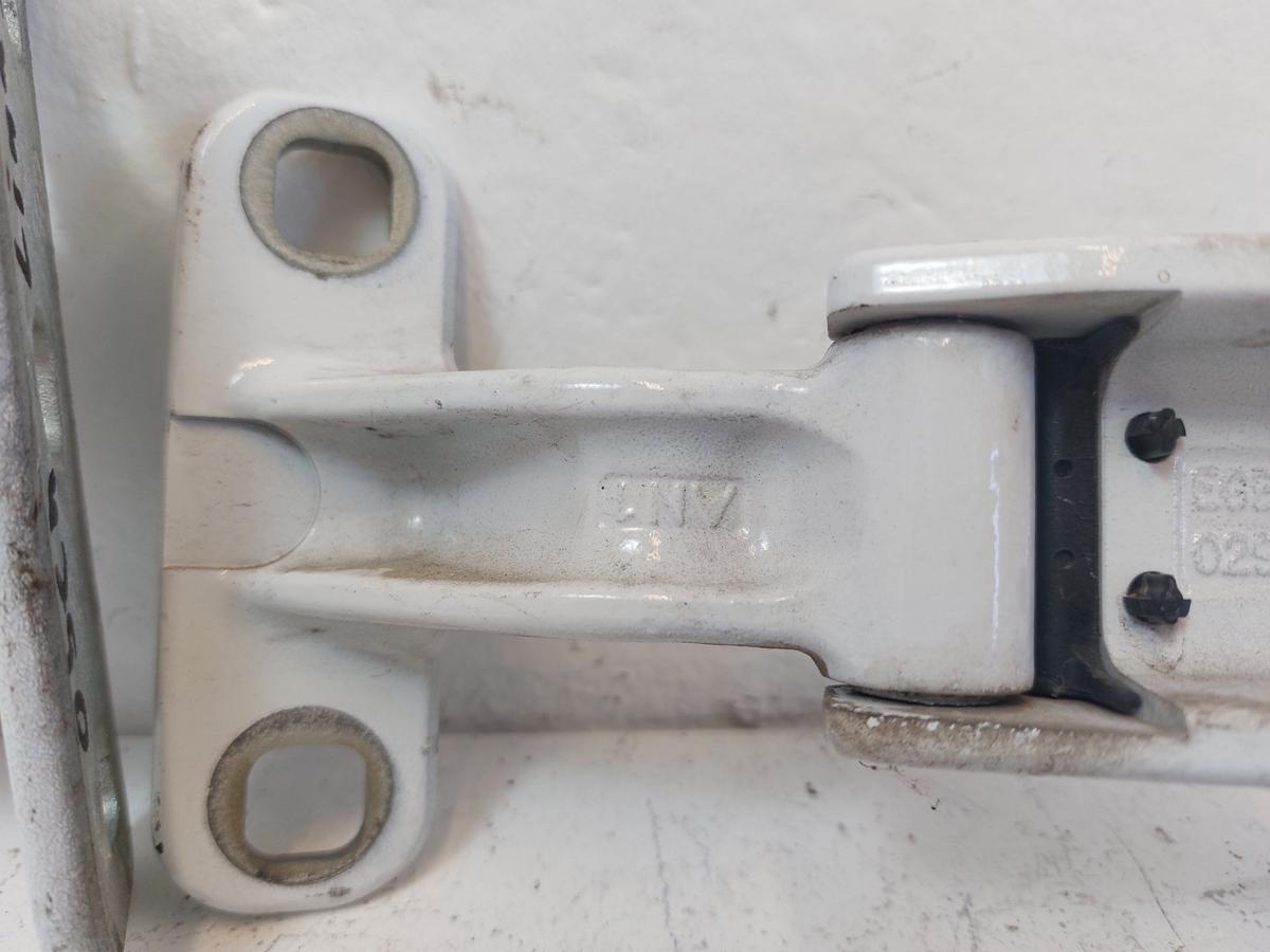 Mercedes Citan W420 Satz Türscharniere Flügeltür links oben unten Scharniere